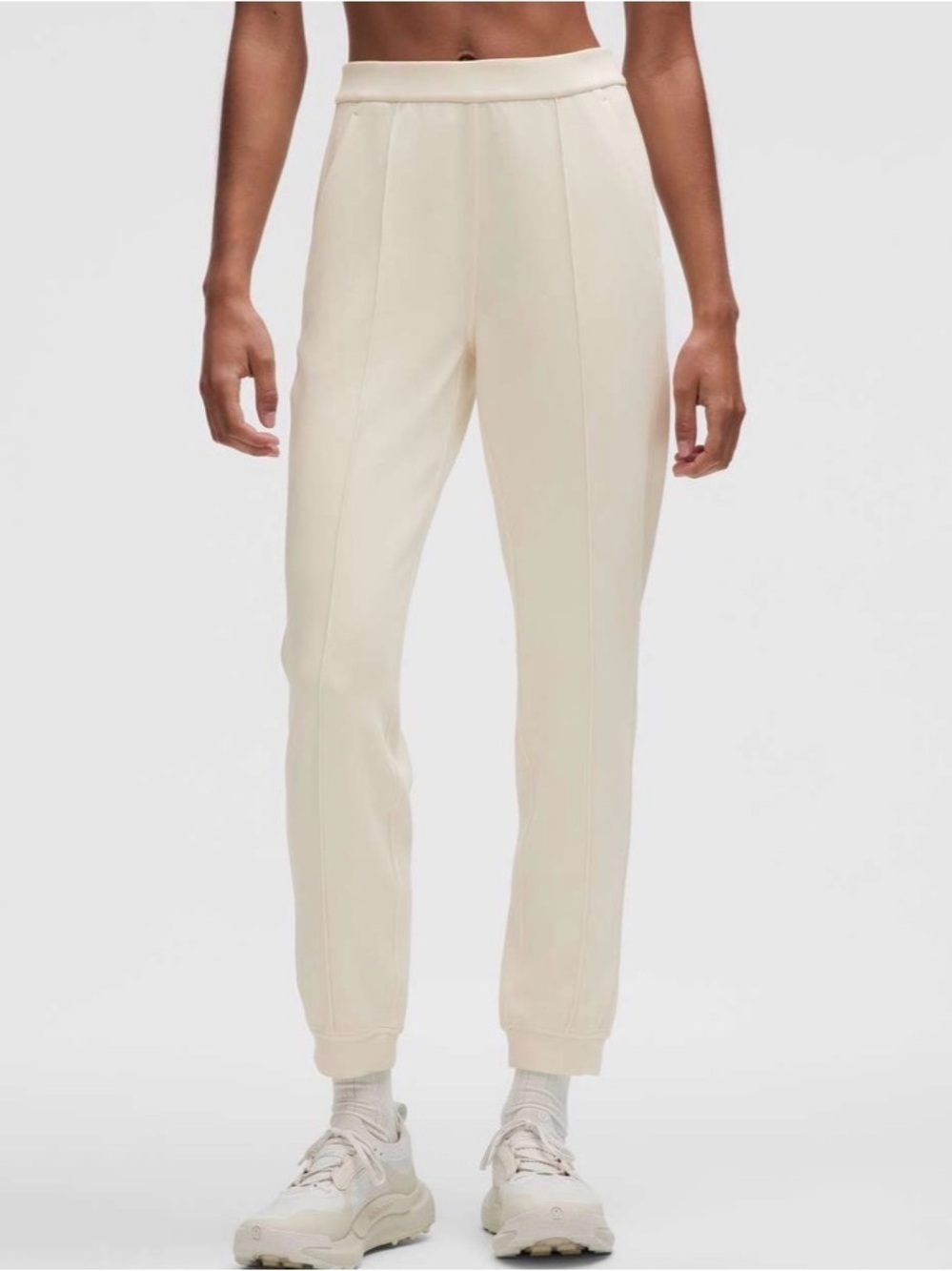 Lululemon Softstreme Classic-Fit High-Rise Jogger Light Ivory Size M NWT